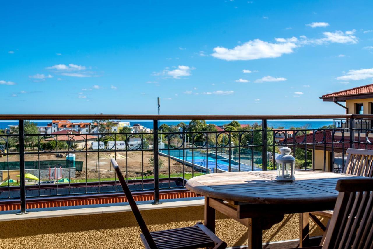 Villa Em Lozenets Exterior photo